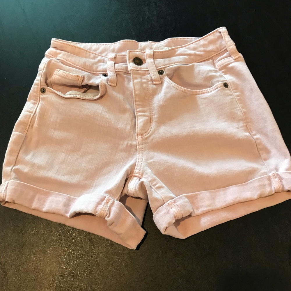 Universal Thread size 00 junior shorts